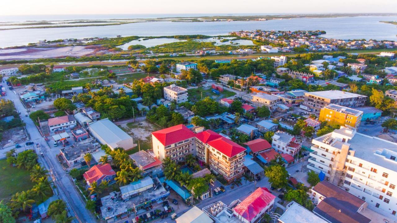 Tropical Palace Hotel Сан Педро Екстериор снимка