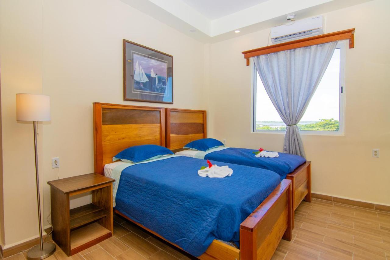 Tropical Palace Hotel Сан Педро Екстериор снимка