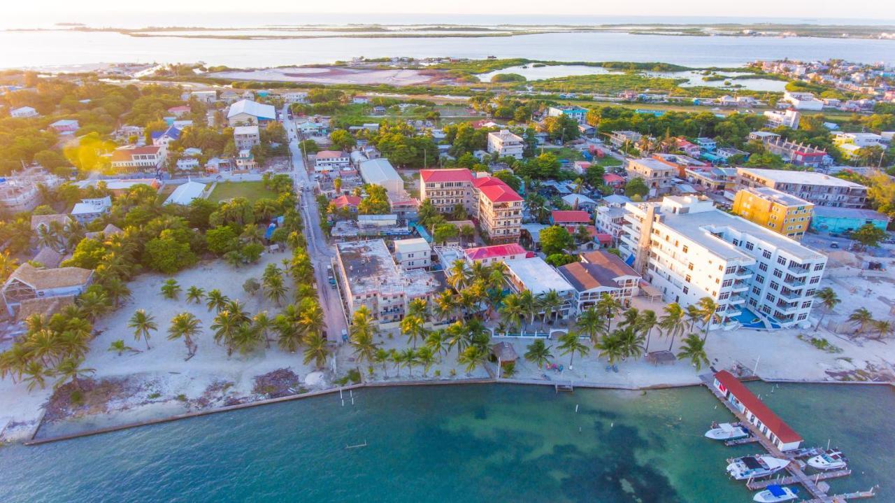 Tropical Palace Hotel Сан Педро Екстериор снимка