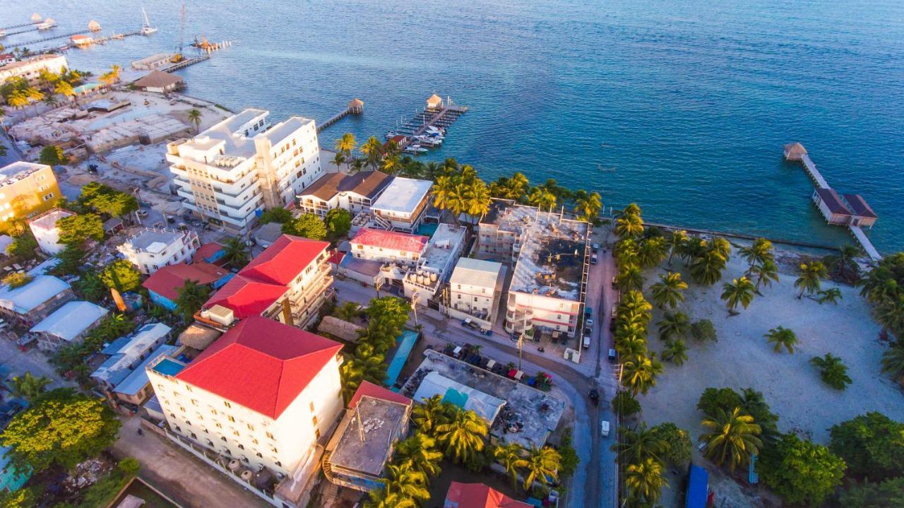Tropical Palace Hotel Сан Педро Екстериор снимка