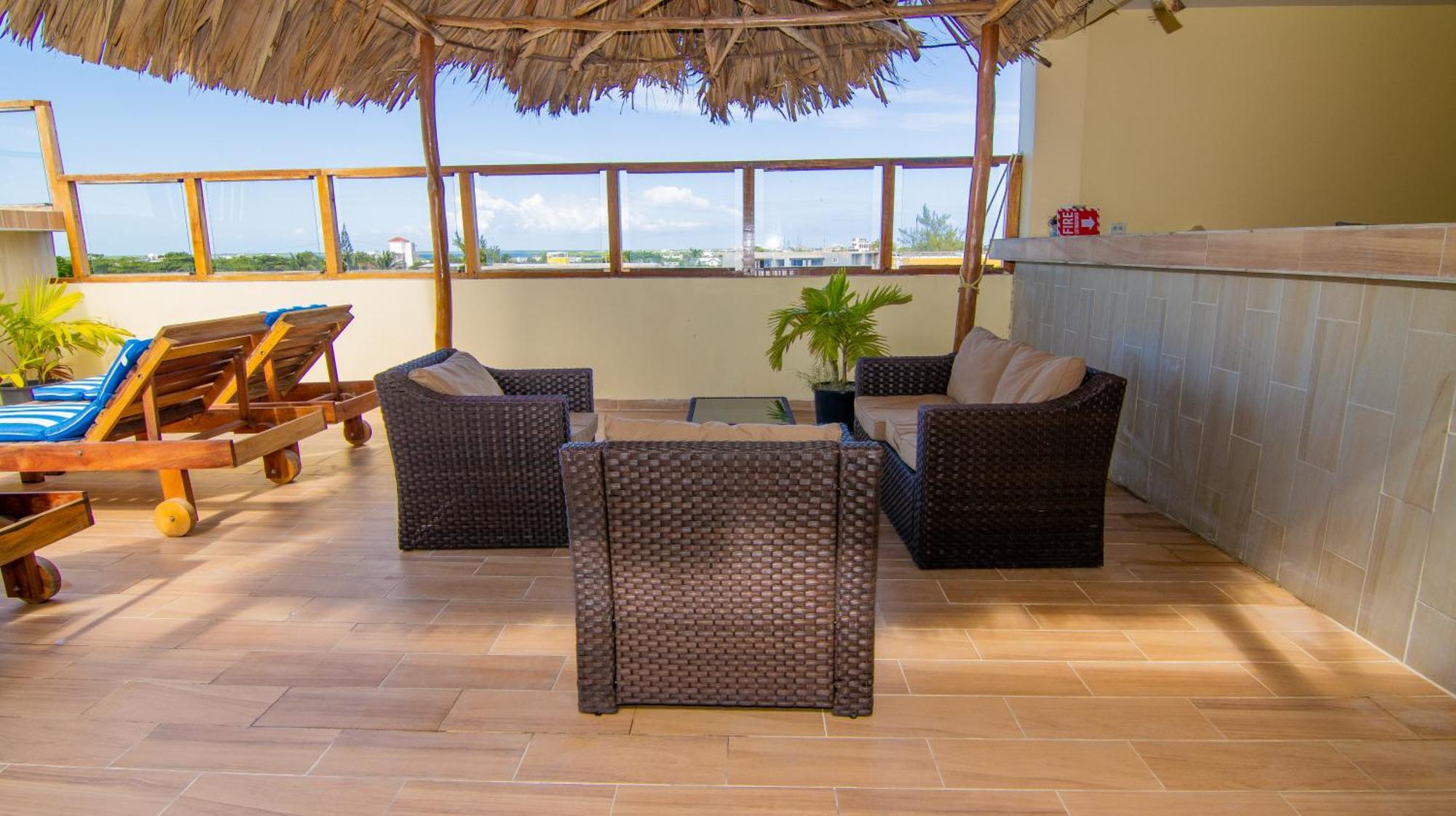 Tropical Palace Hotel Сан Педро Екстериор снимка